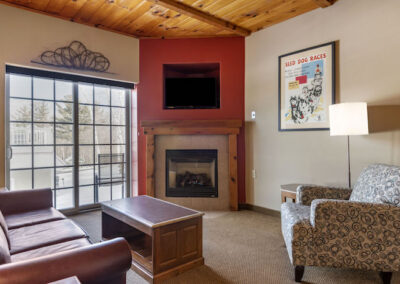 Mountain Edge sitting area