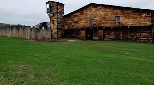 The Fort at No 4 Mountain Spirits Logo